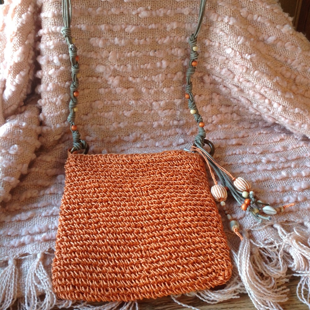 Sun 'N' Sand🏝NWOT Long strap Beaded Woven Purse